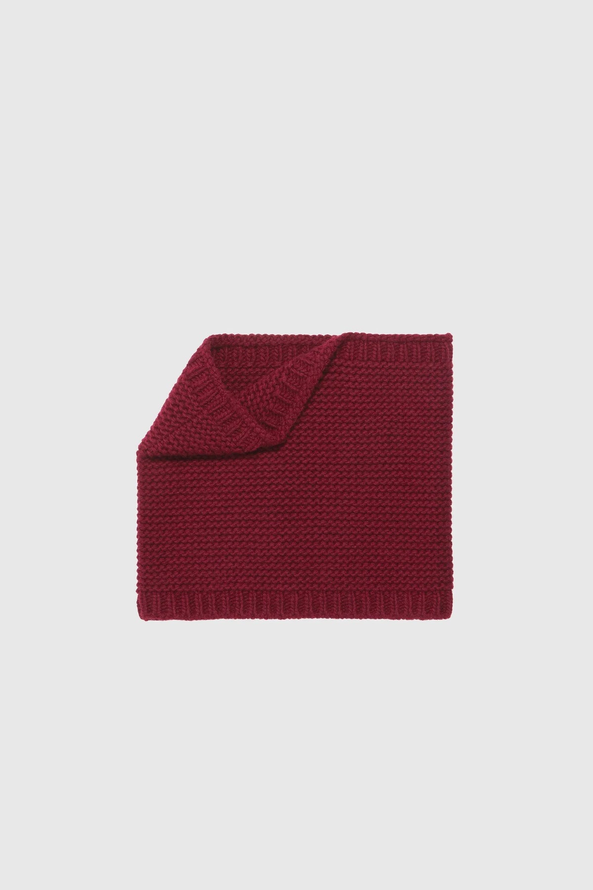 The Soft Evening Gift: Scottish cashmere neckwarmer