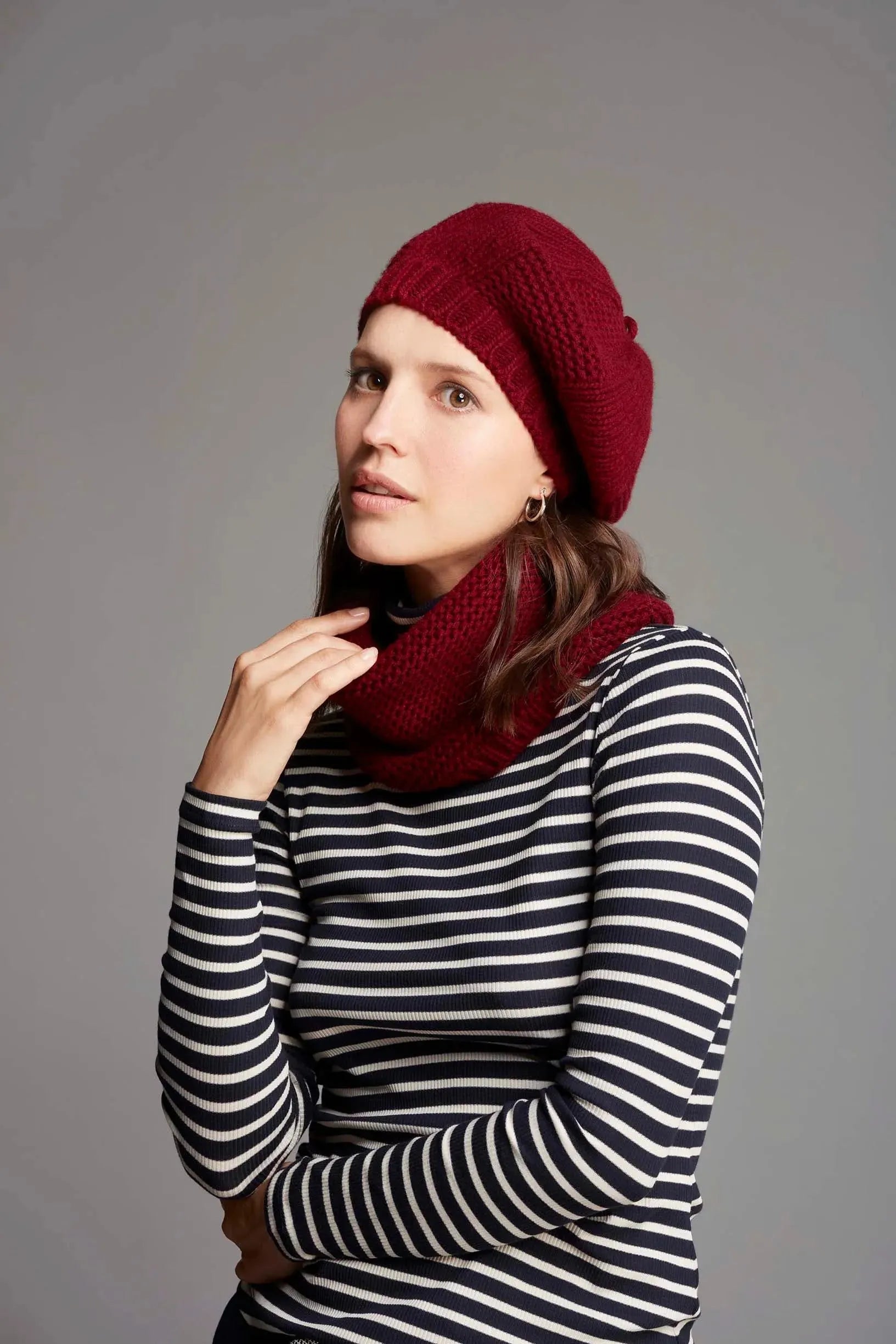 Unisex Scottish Cashmere Snood - Burgundy Cashmere Snood - Soft Snood - Luxury Accessories by Lavender Hill Clothing