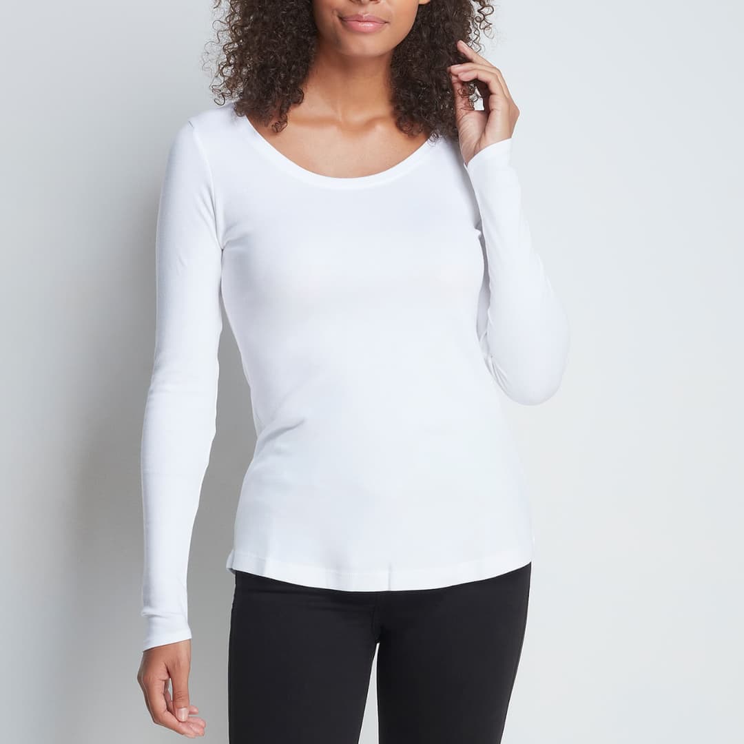 Long sleeve scoop neck t-shirt