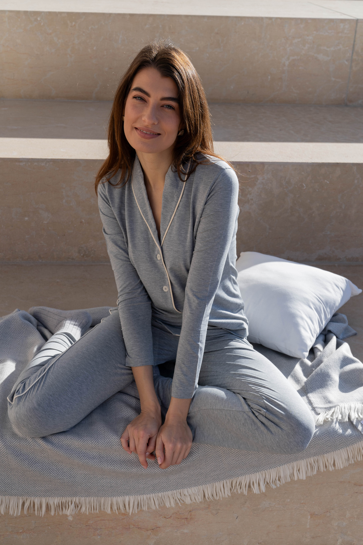 The Soft Sleep Gift: shawl collared pyjama set in light grey