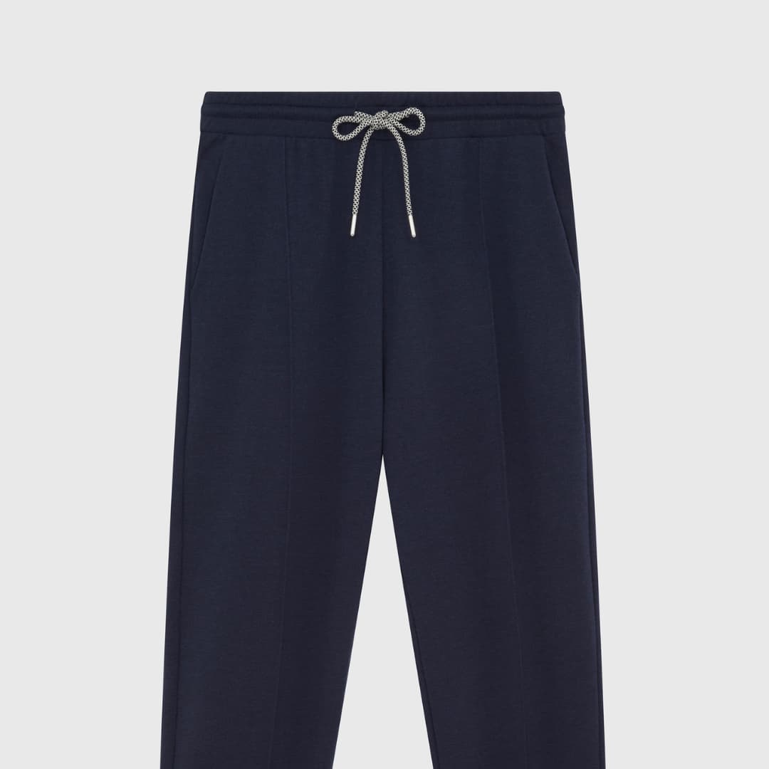 Women's tapered trousers detailing