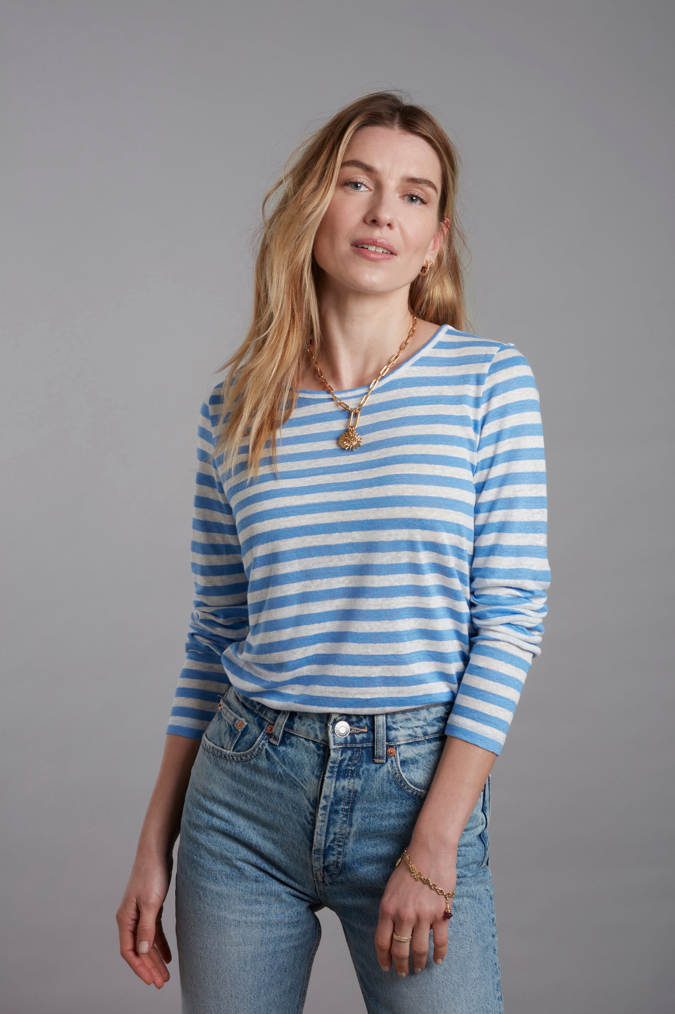 Women's blue hot striped long sleeve T-shirt